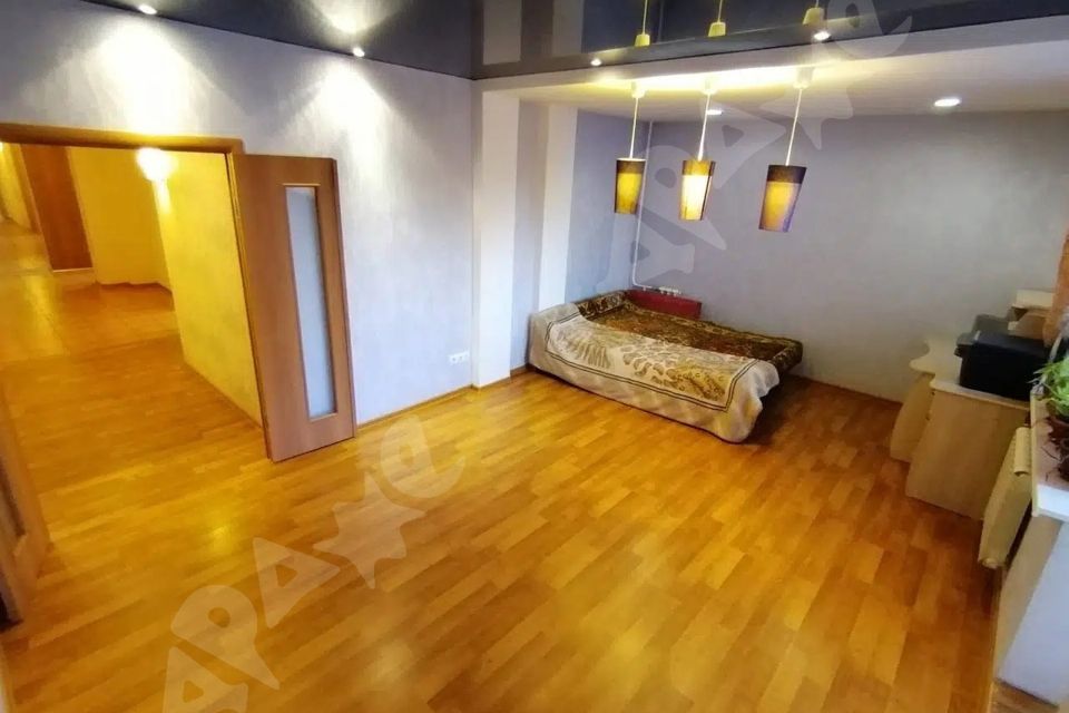 Сдаётся 2-комнатная квартира, 84 м²