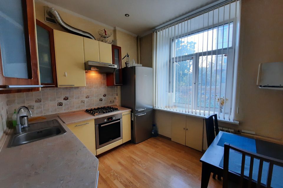 Сдаётся 2-комнатная квартира, 52 м²