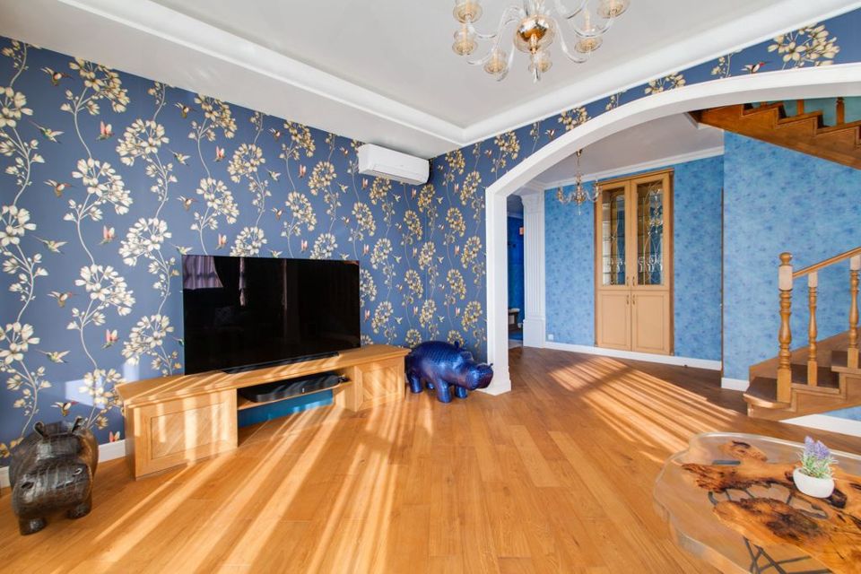 Сдаётся 4-комнатная квартира, 144 м²