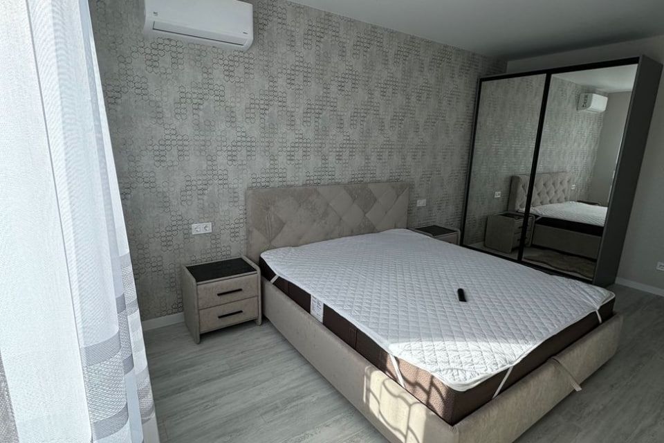 Сдаётся 1-комнатная квартира, 37 м²