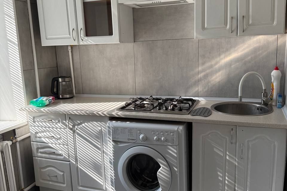 Сдаётся 1-комнатная квартира, 38 м²