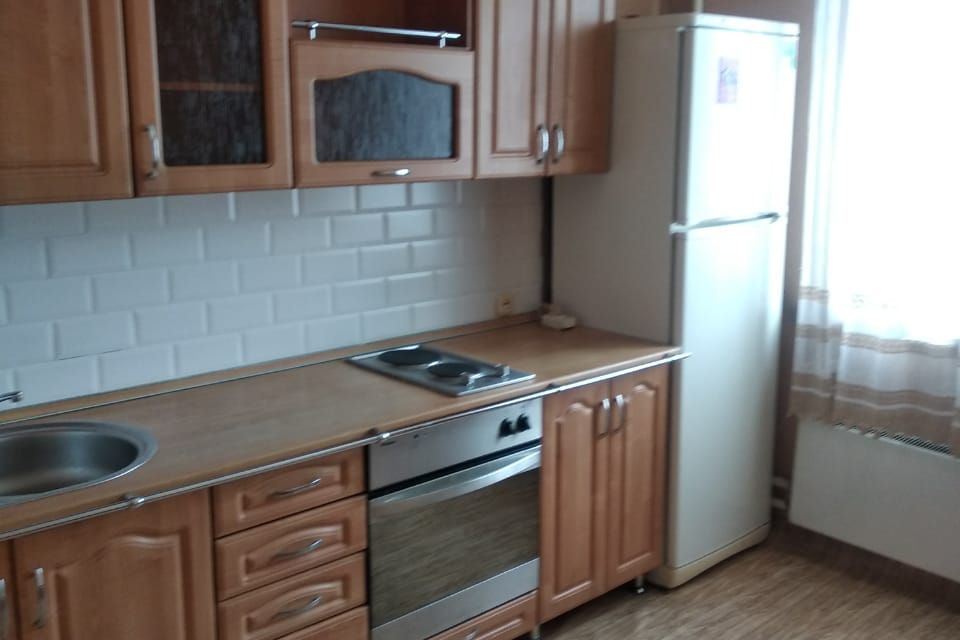 Сдаётся 1-комнатная квартира, 42 м²
