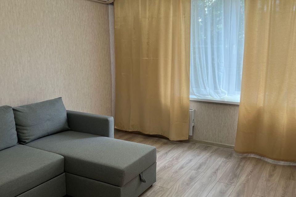 Сдаётся 1-комнатная квартира, 37 м²