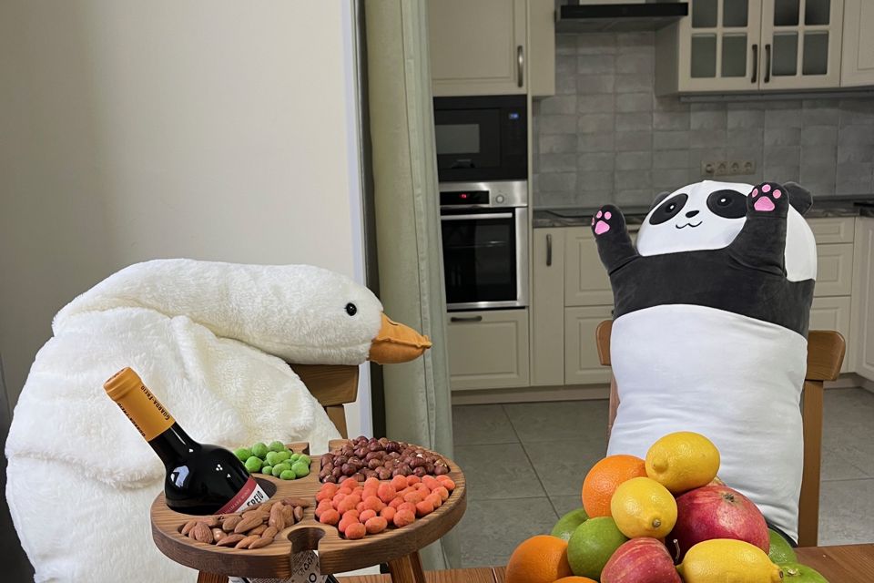 Сдаётся 4-комнатная квартира, 96 м²