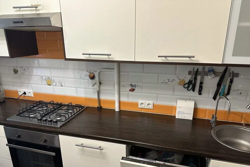 Сдаётся 1-комнатная квартира, 38 м²