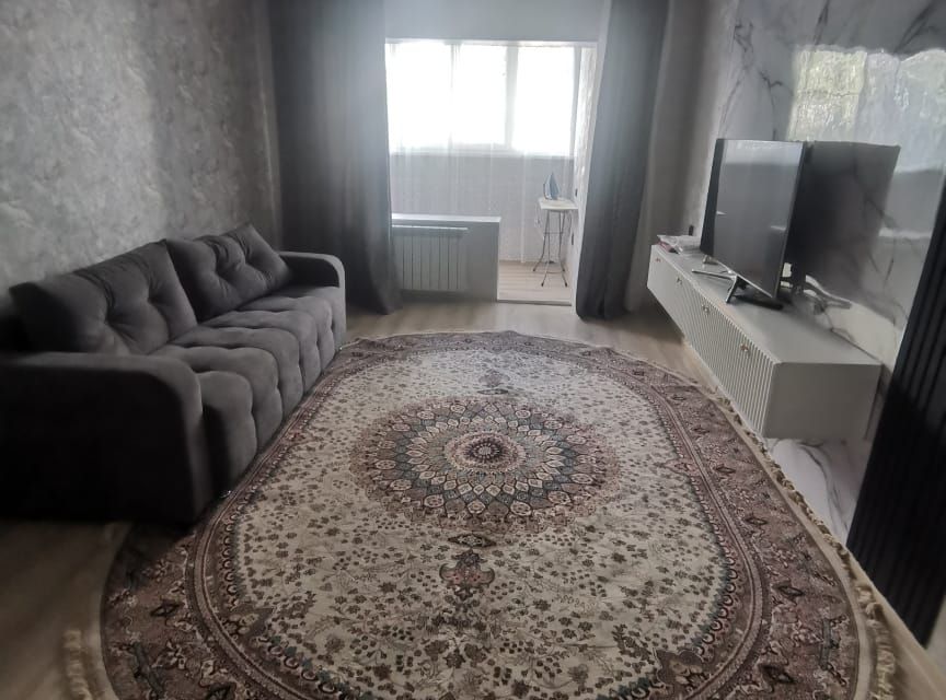 Сдаётся 2-комнатная квартира, 64 м²