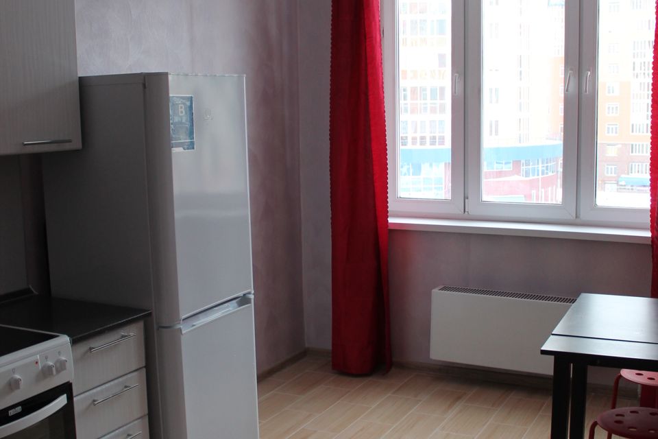 Сдаётся 2-комнатная квартира, 65 м²