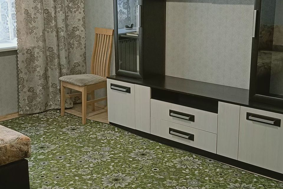 Сдаётся 1-комнатная квартира, 35 м²