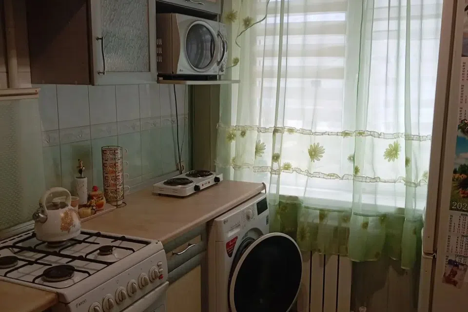 Сдаётся 3-комнатная квартира, 63 м²