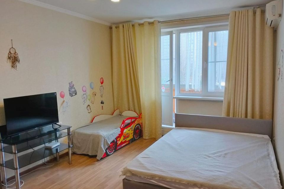 Сдаётся 1-комнатная квартира, 37.5 м²