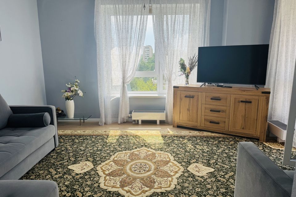 Сдаётся 2-комнатная квартира, 58.2 м²