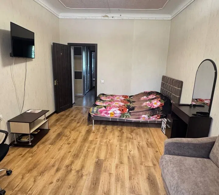 Сдаётся 2-комнатная квартира, 58 м²