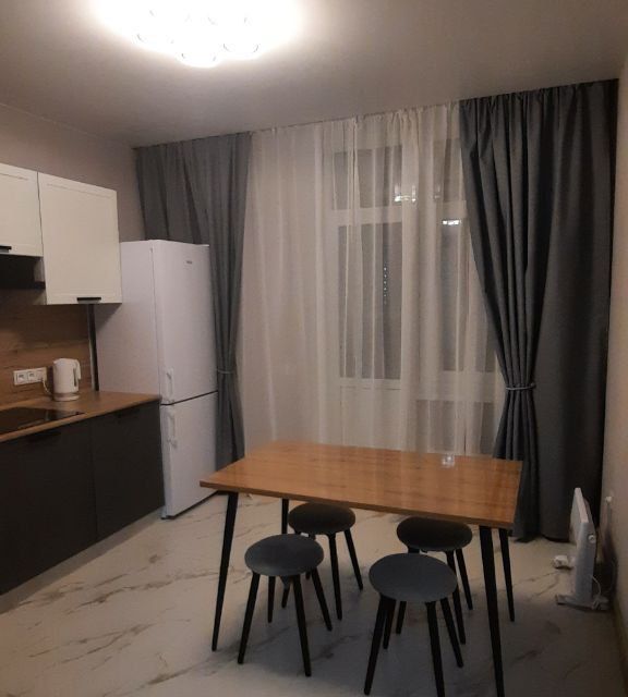 Сдаётся 2-комнатная квартира, 40 м²