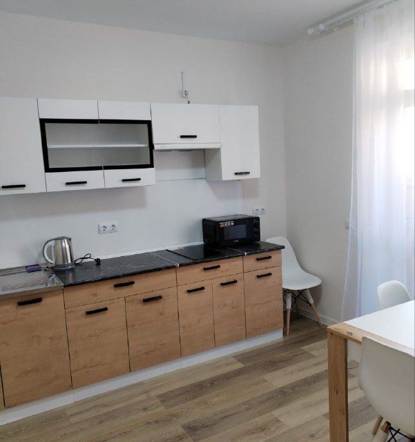 Сдаётся 1-комнатная квартира, 42 м²