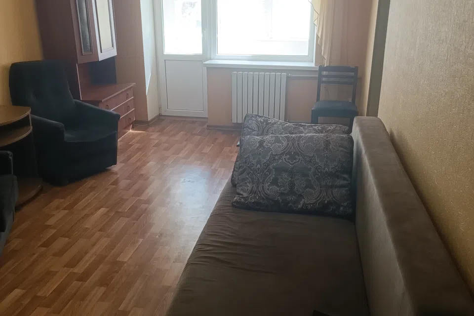 Сдаётся 3-комнатная квартира, 56 м²