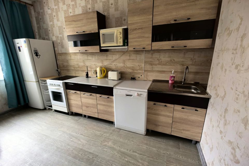 Сдаётся 2-комнатная квартира, 68 м²