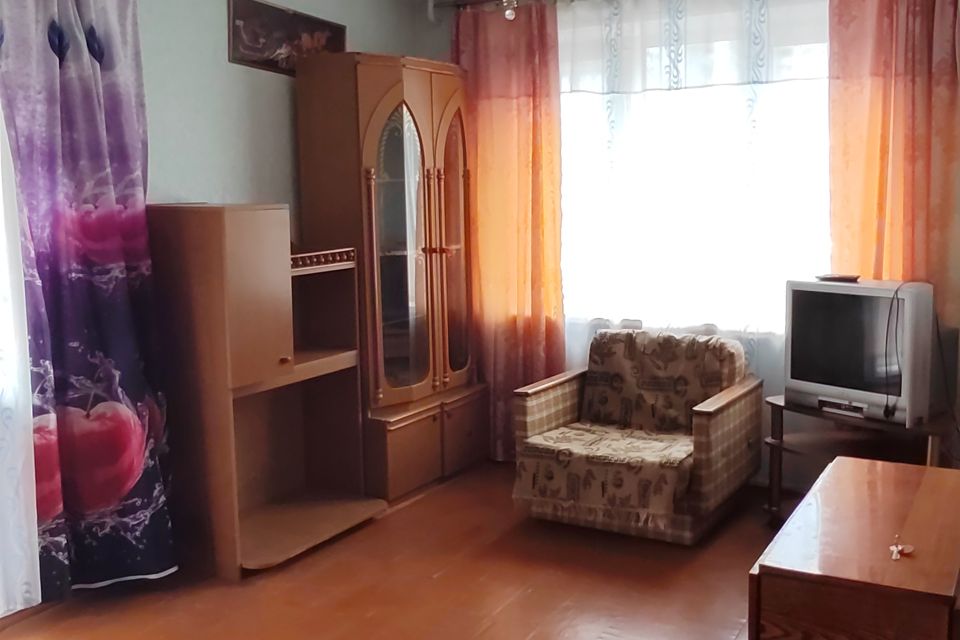 Сдаётся 1-комнатная квартира, 50 м²