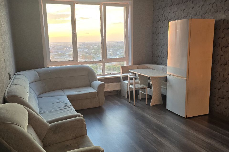 Сдаётся 3-комнатная квартира, 55.7 м²