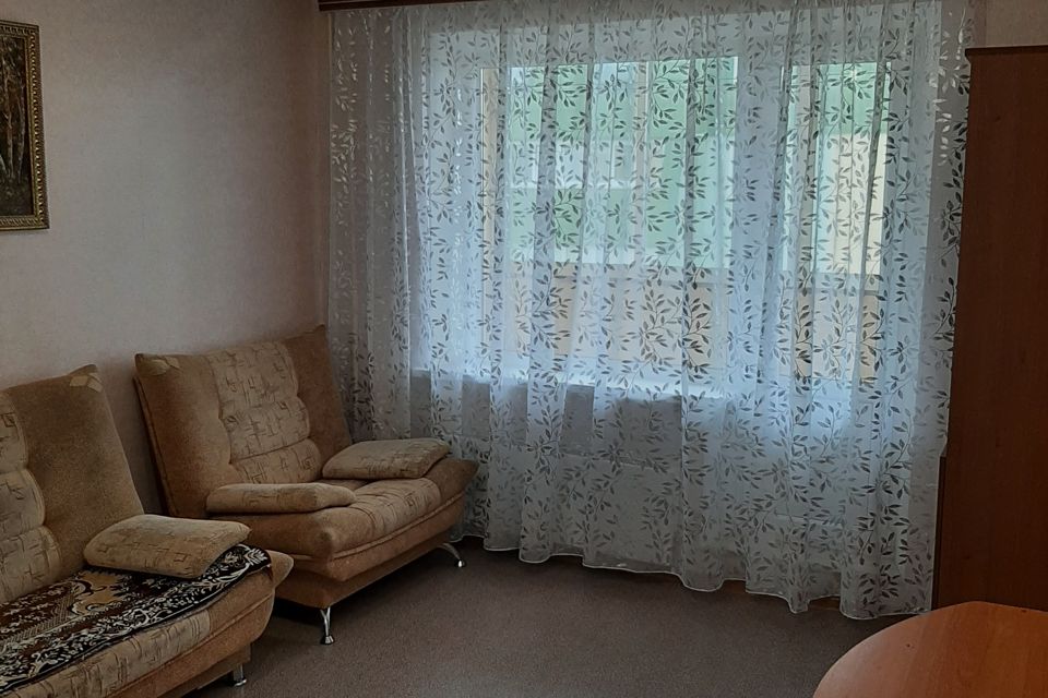 Сдаётся 1-комнатная квартира, 40 м²