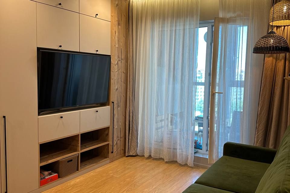 Сдаётся 2-комнатная квартира, 65 м²