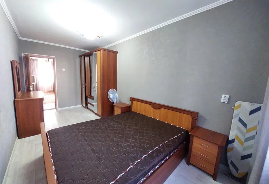 Сдаётся 2-комнатная квартира, 58.1 м²