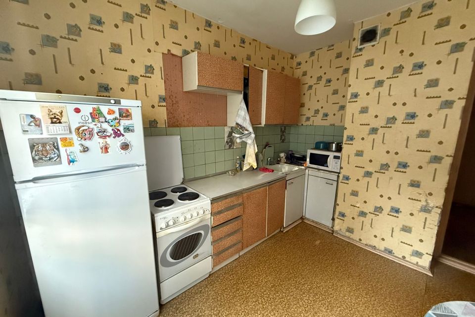 Сдаётся 2-комнатная квартира, 58.3 м²