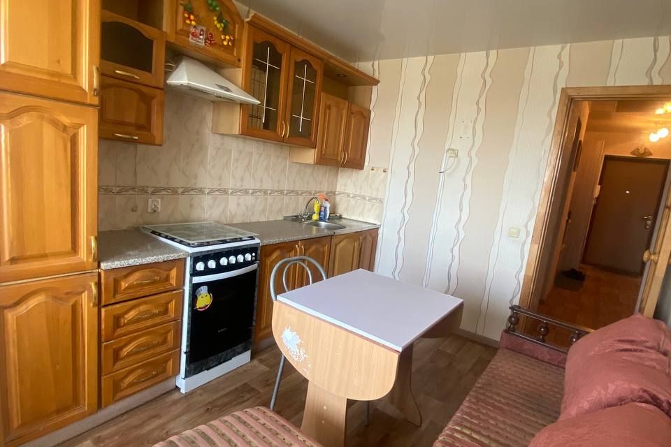 Сдаётся 1-комнатная квартира, 38 м²