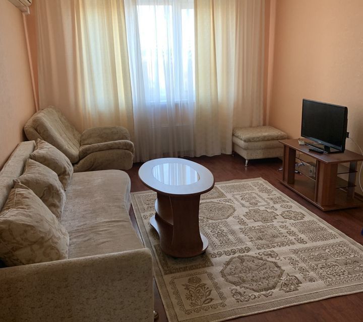 Сдаётся 1-комнатная квартира, 42.2 м²