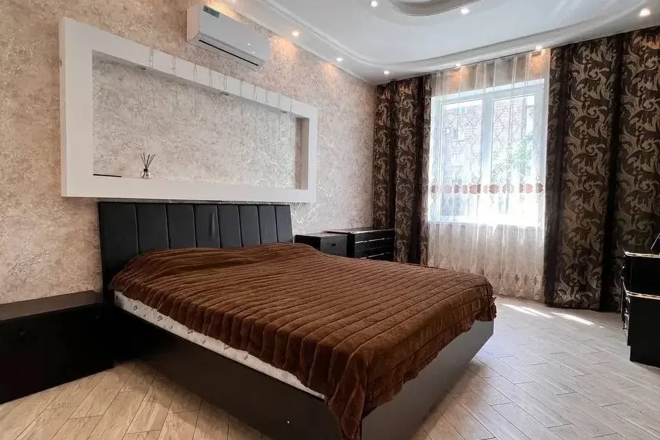 Сдаётся 3-комнатная квартира, 90 м²