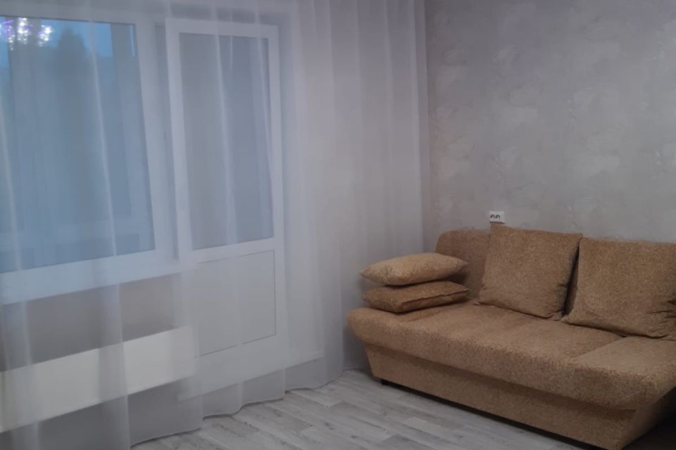 Сдаётся 1-комнатная квартира, 42 м²