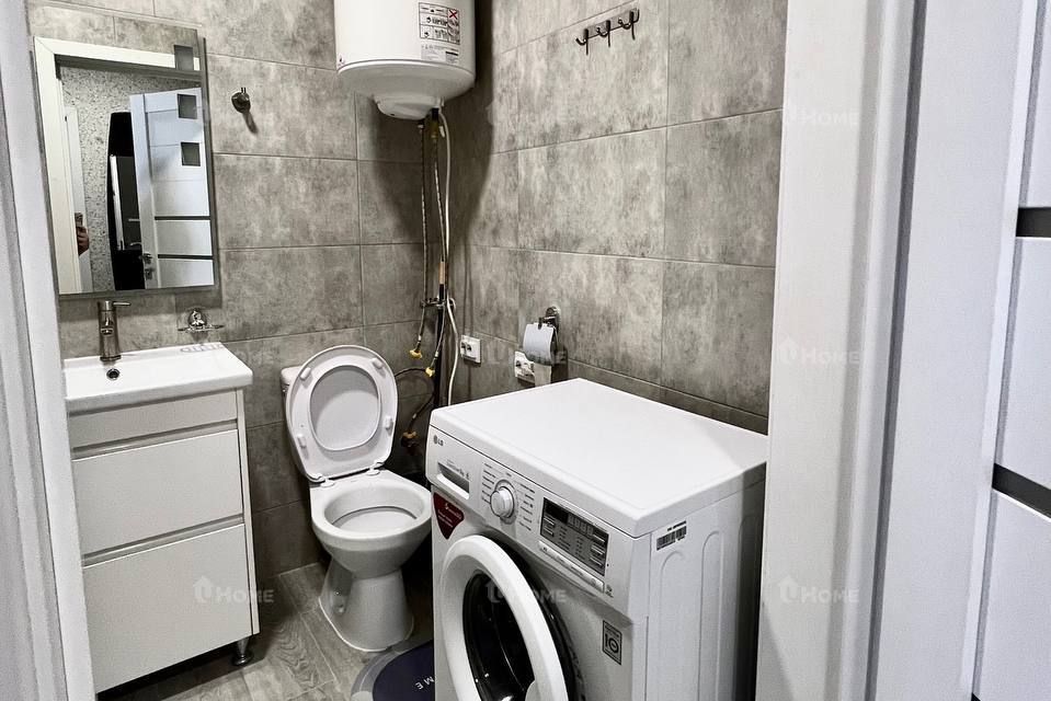 Сдаётся 1-комнатная квартира, 37 м²