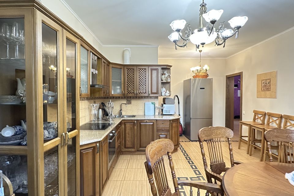 Сдаётся 3-комнатная квартира, 90.9 м²
