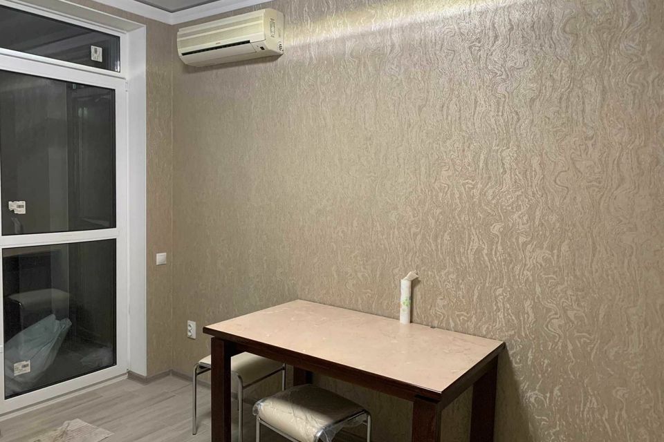 Сдаётся 1-комнатная квартира, 38 м²