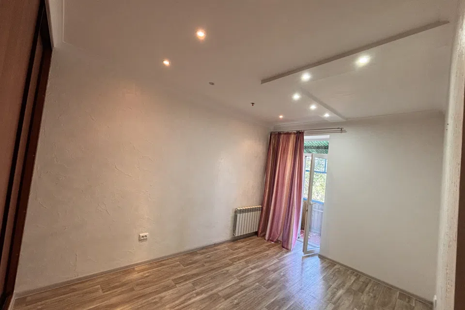 Сдаётся 2-комнатная квартира, 40 м²