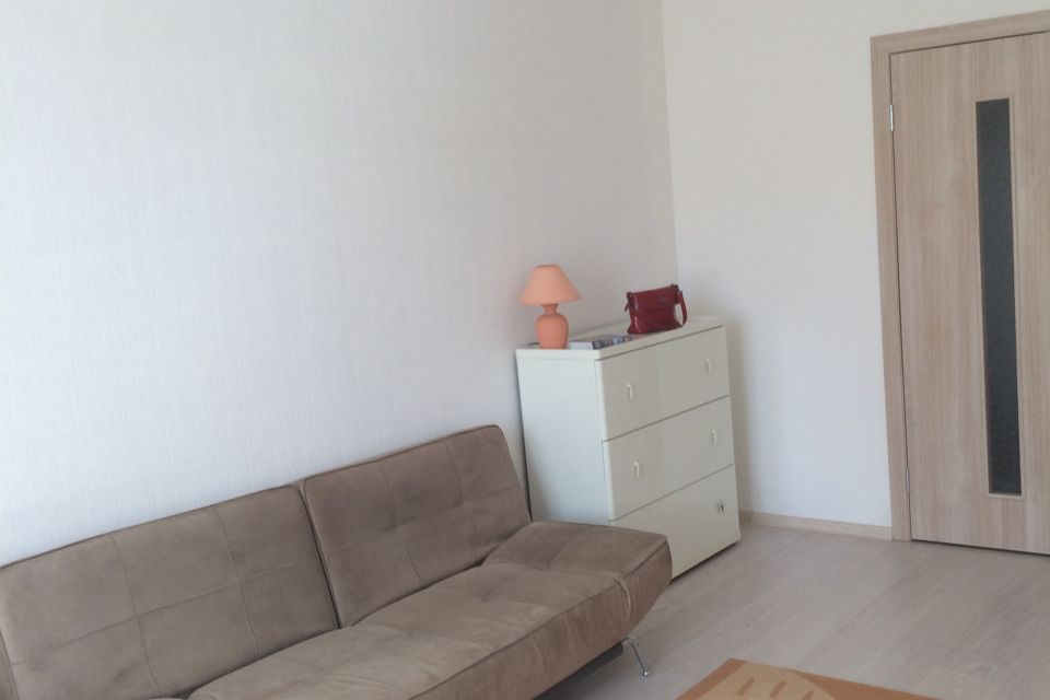Сдаётся 1-комнатная квартира, 41.9 м²