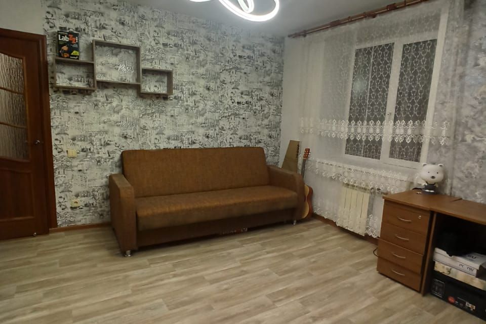 Сдаётся 2-комнатная квартира, 60 м²