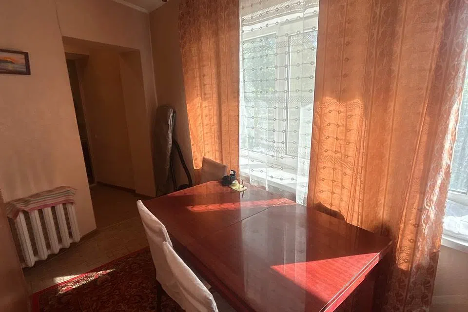 Сдаётся 4-комнатная квартира, 69 м²