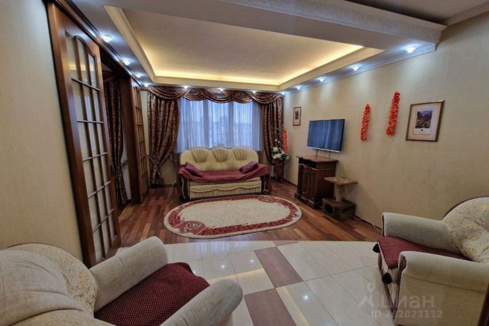 Сдаётся 2-комнатная квартира, 64 м²