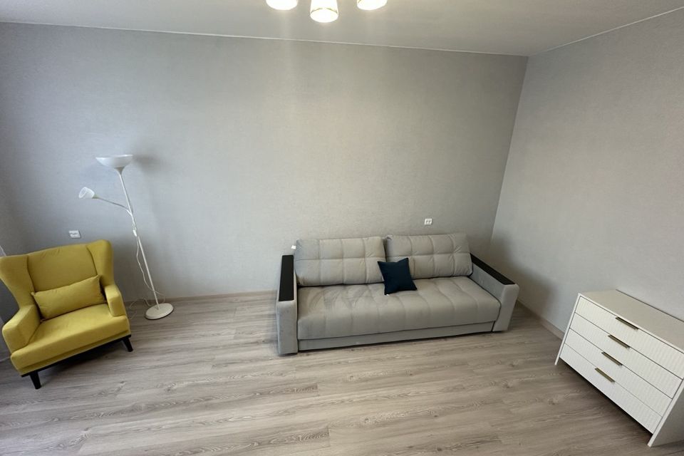 Сдаётся 1-комнатная квартира, 42 м²