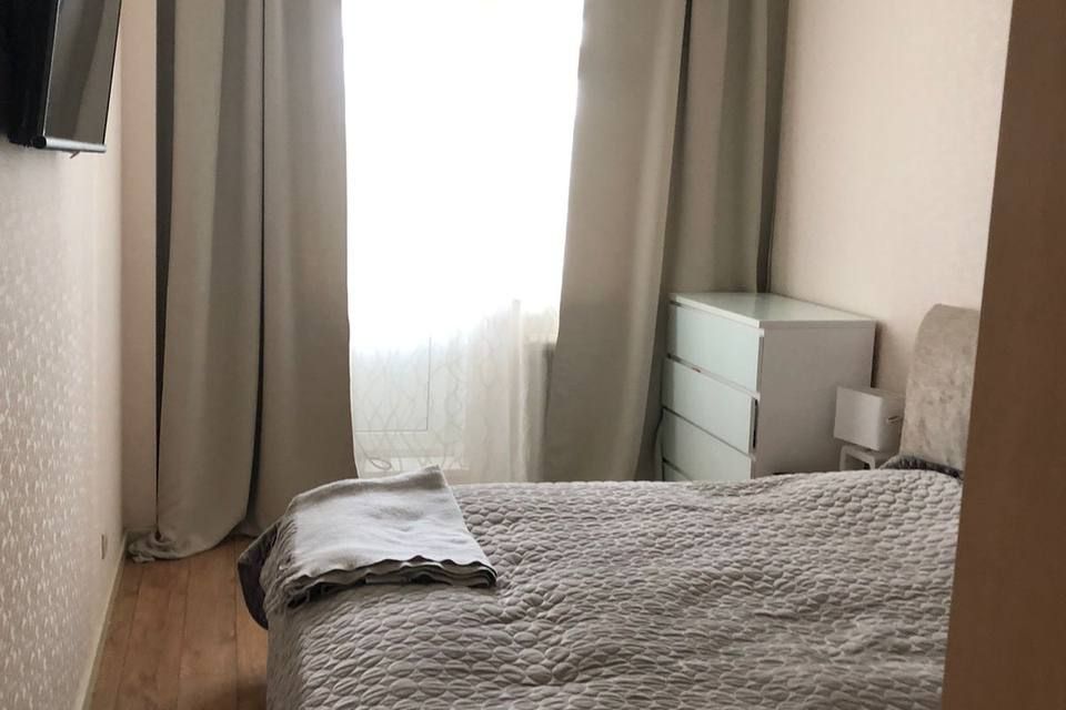 Сдаётся 2-комнатная квартира, 55 м²