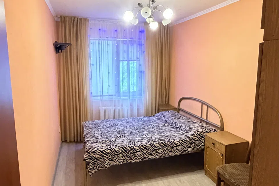Сдаётся 2-комнатная квартира, 43 м²