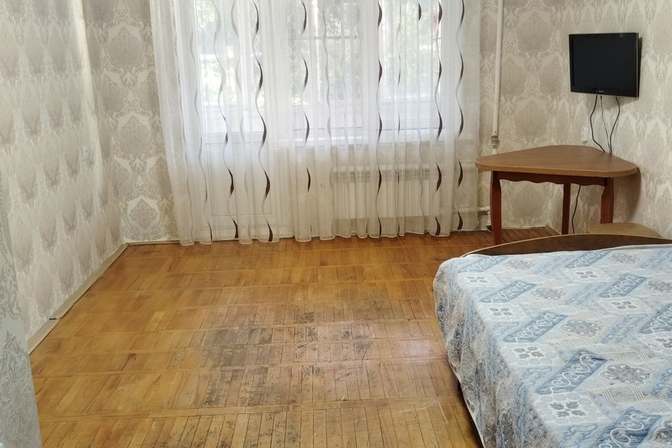 Сдаётся 1-комнатная квартира, 33 м²