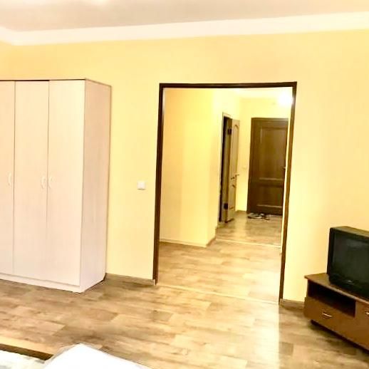 Сдаётся 1-комнатная квартира, 42 м²