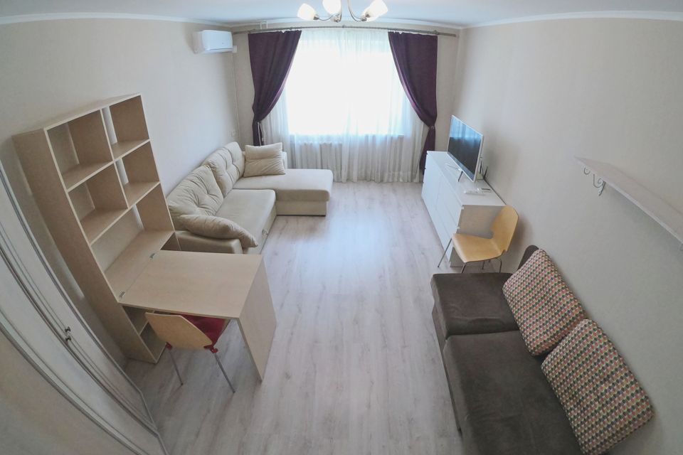 Сдаётся 1-комнатная квартира, 42 м²