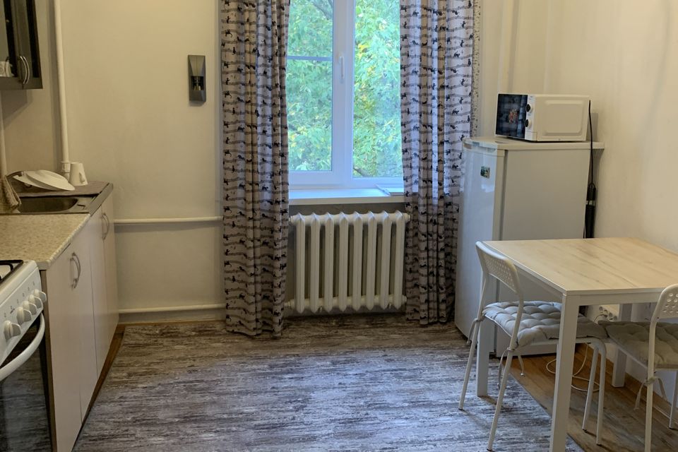 Сдаётся 2-комнатная квартира, 42 м²