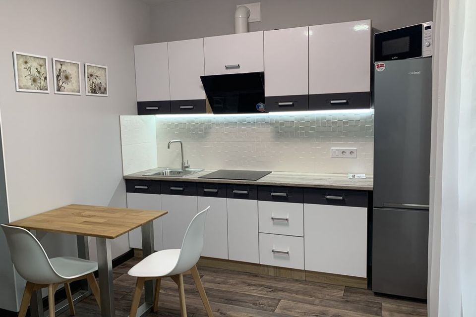 Сдаётся 1-комнатная квартира, 45 м²