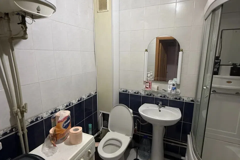 Сдаётся 2-этажный дом, 140 м²