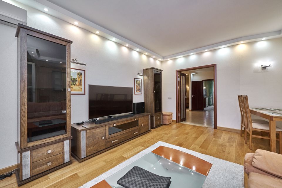 Сдаётся 2-комнатная квартира, 75 м²