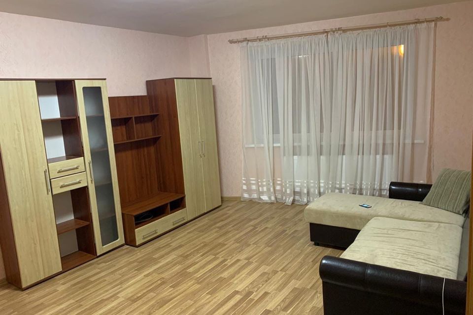 Сдаётся 1-комнатная квартира, 37 м²