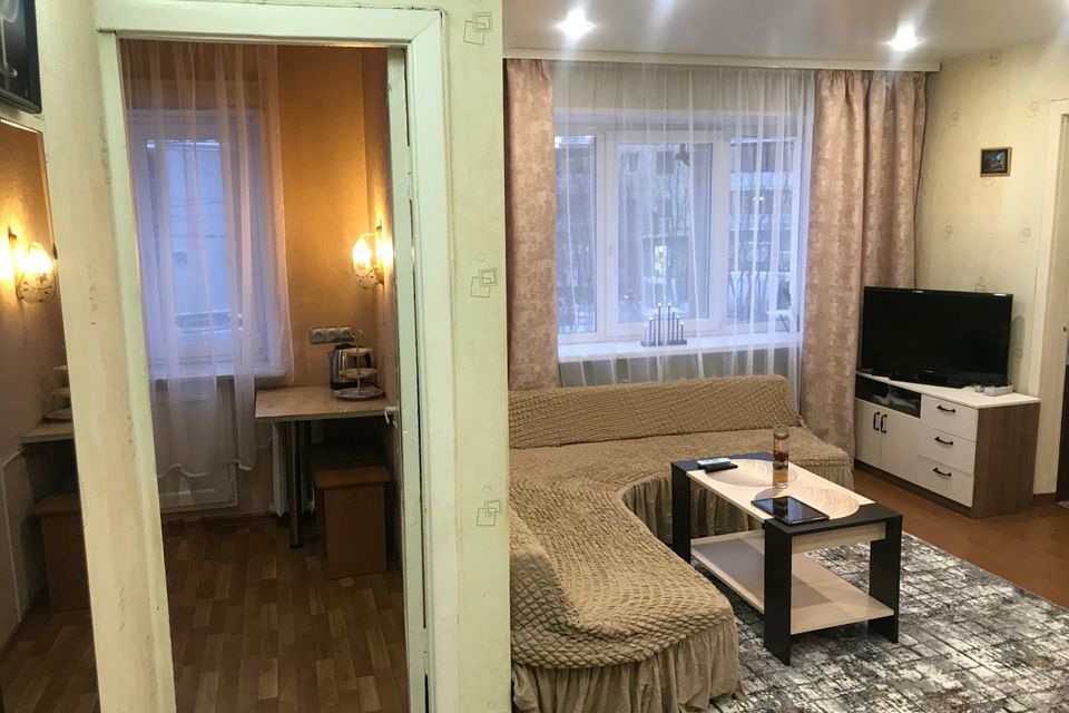 Сдаётся 2-комнатная квартира, 45 м²
